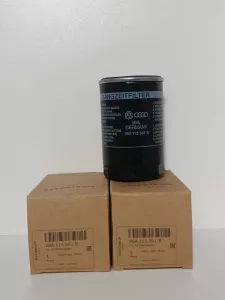 Оригінальний масляний фільтр VAG — 06A115561B (для бензинових двигунів 1.6 / 1.8 / 2.0)